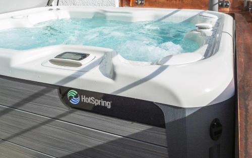 Junior Suite Chalet Garden with Whirlpool