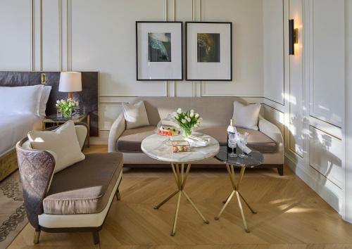 Premier Junior Suite