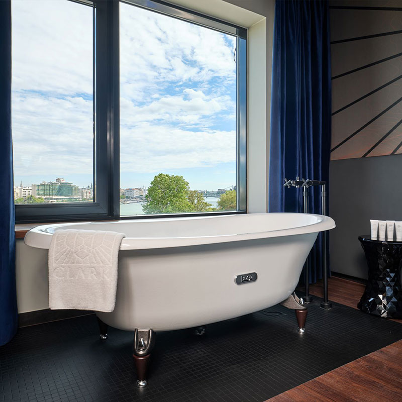 Clark Suite