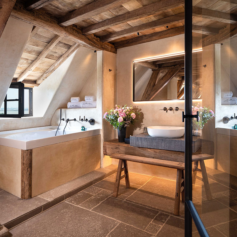 Suite - Estuary view