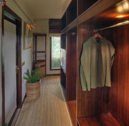 Royal Sher Suite 