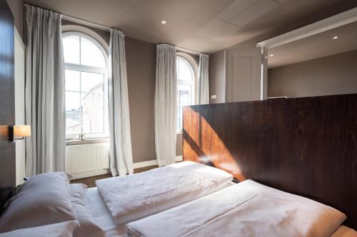 Bedroom Apartment with Sofa Bed