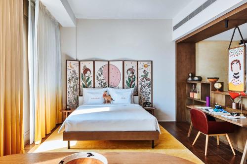 Artist Village Suite