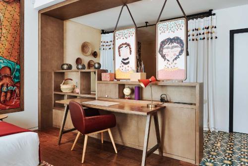 Artist Village Suite