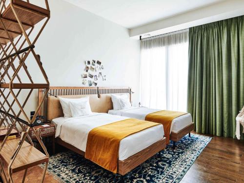Large Glamping Twin Room