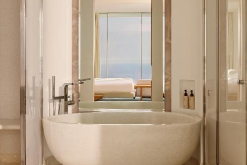 Grand Sea View Studio