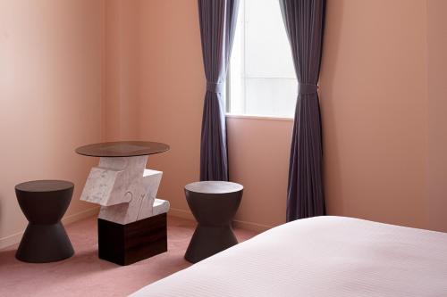 Non Smoking - Superior Queen Room - The Room With A Pink Carpet