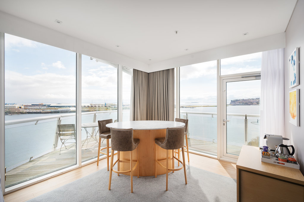 1 King St Davids Suite with Harbour View