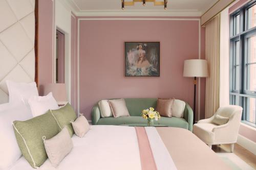 Prestige Junior Suite
