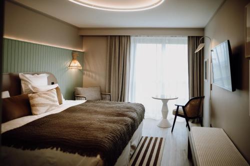 Junior Suite with Sea View -  Garden Floor