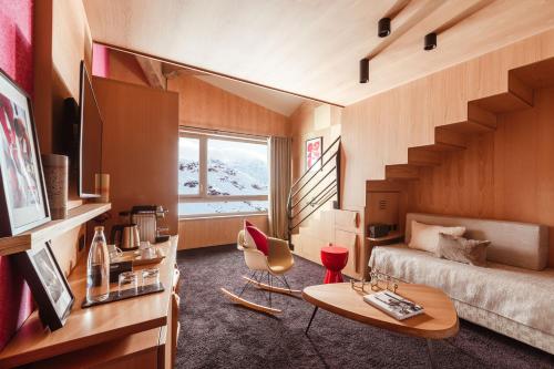 Duplex with spa access
