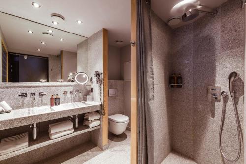 Duplex with spa access