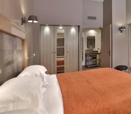 Lodge Suite