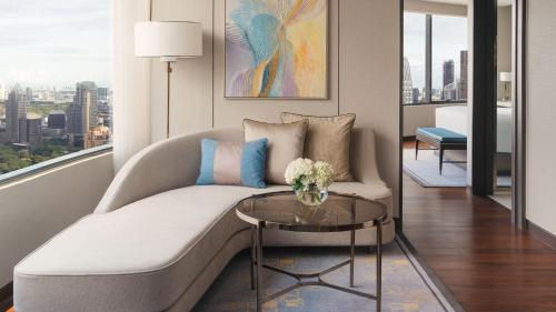Junior King Suite
