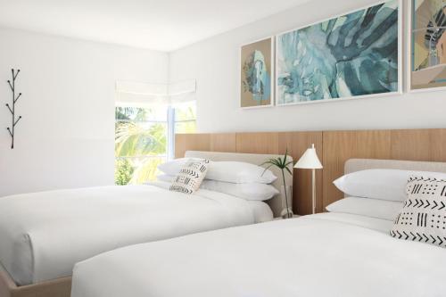 Essential Two Queen Beds