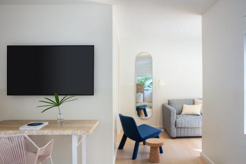 Premium King Room