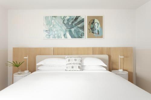 Essential Room 