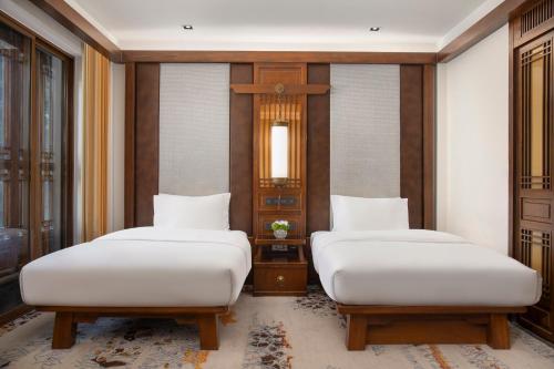 Classic Twin Room with Garden View