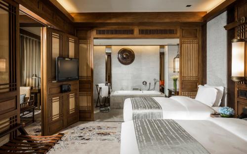Junior Twin Suite - Club Lounge Access