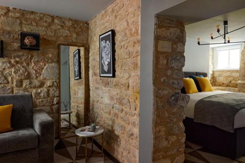 Premium King Room