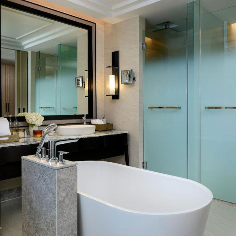King Premium Pool View Room