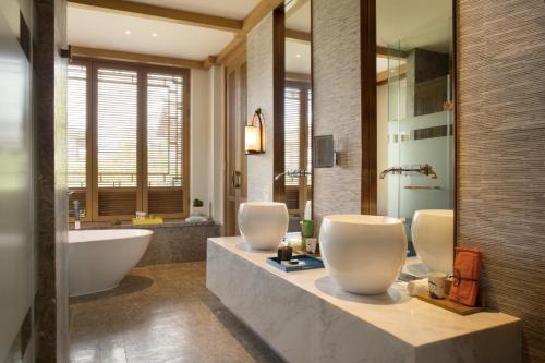 Premium King Room
