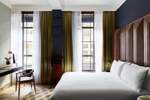 Standard Queen Room