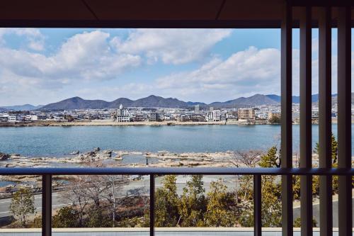 Premium King Room with River View
