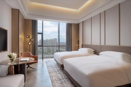 Classic Double Room with Two Double Beds - High Floor