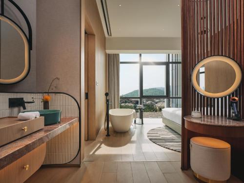 One Bedroom Suite