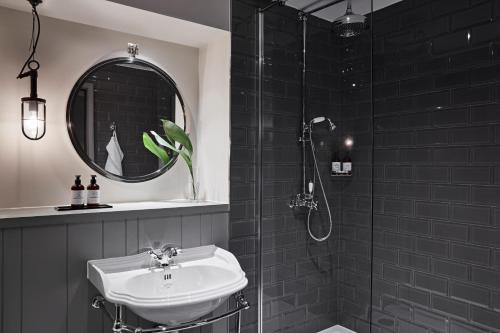 Premium Twin Room