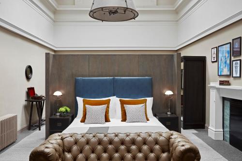 One Bedroom King Suite