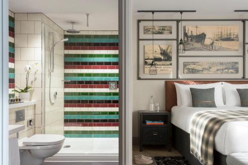 Premium Queen Room