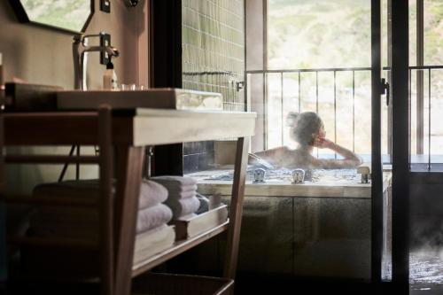 Standard King Room with River View
