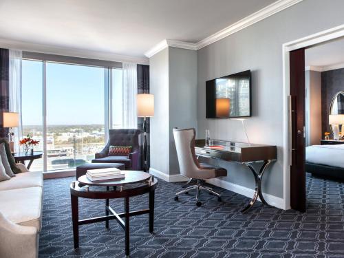 One Bedroom King Suite