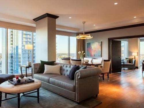 Presidential King Suite