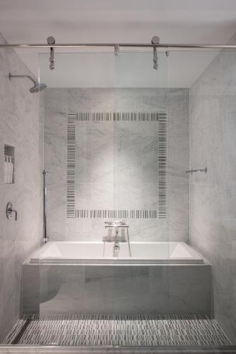 Presidential King Suite