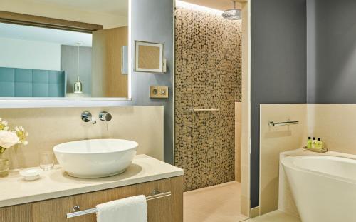 Prestige Suite