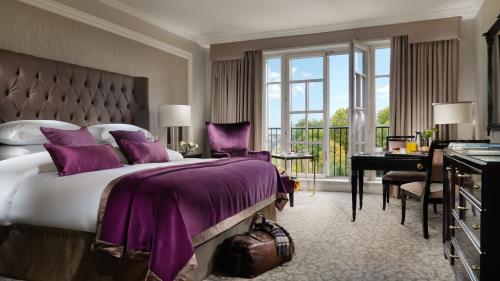 Classic King Room with Balcony