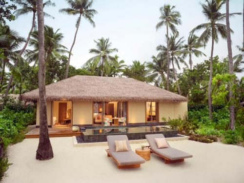 1 Bedroom Family Beach Pool Villa