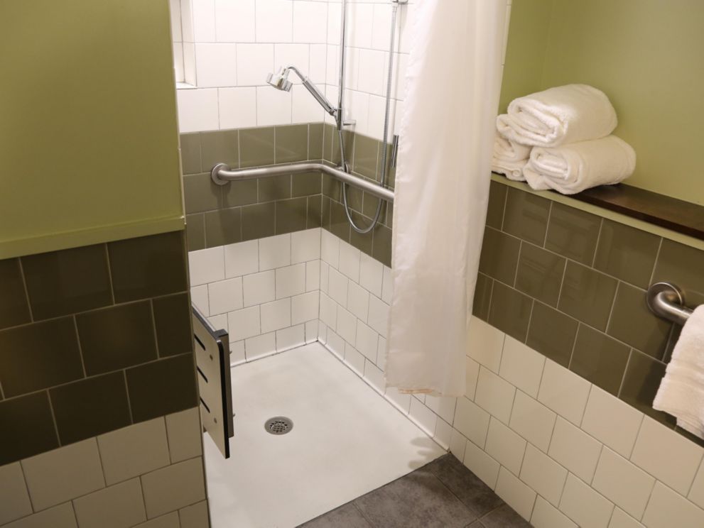 King Suite with Mobility Accessible Tub