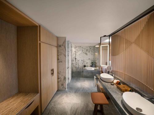Premium Suite