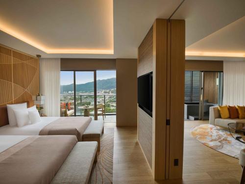Premium Suite