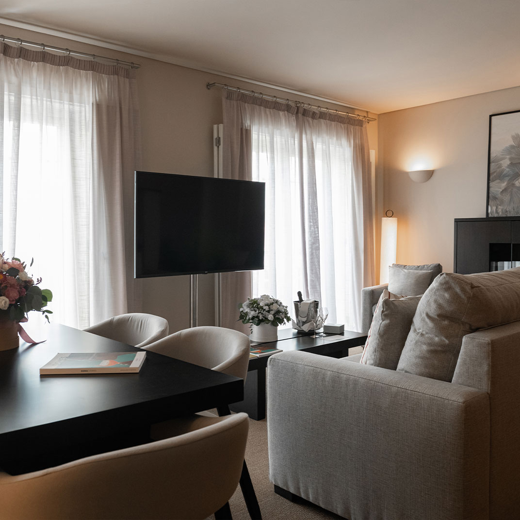 One Bedroom Elite Sapphire Residence