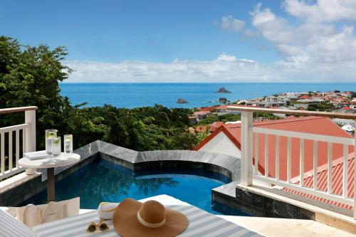 Junior Suite with Pool and Sea View