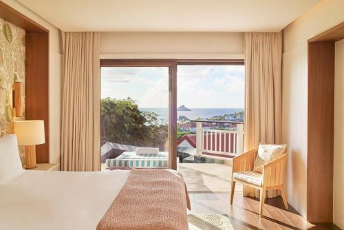 Junior Suite with Pool and Sea View