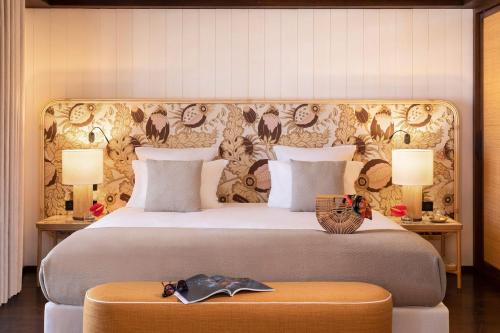 Two-bedroom Prestige Suite Pool and Sea view