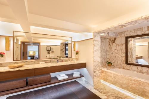 Prestige Room with Terrace and Sea view