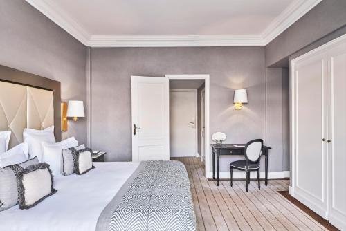 Deluxe Room City View