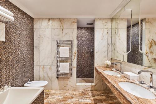 Deluxe Suite Sea View